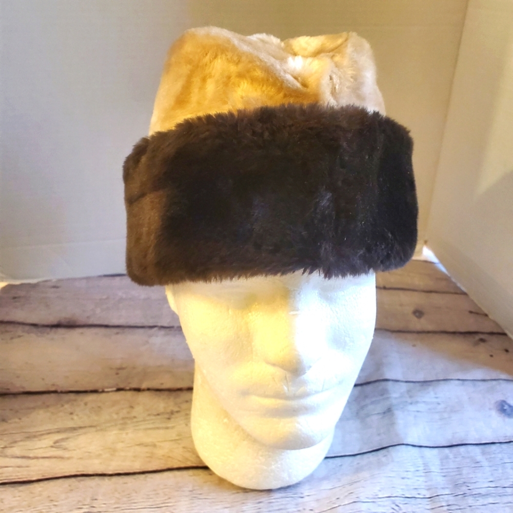VINTAGE FAUX FUR UNITED HATTERS CAPS MILLINERY EARFLAPS BROWN/CREAM SIZE MEDIUM